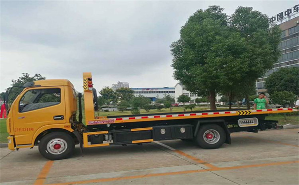 昌江定远24小时拖车救援电话号码，定远道路救援公司怎么收费的
